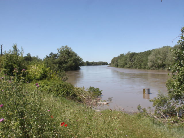 Petit Rhône en crue le 11 mai 2021